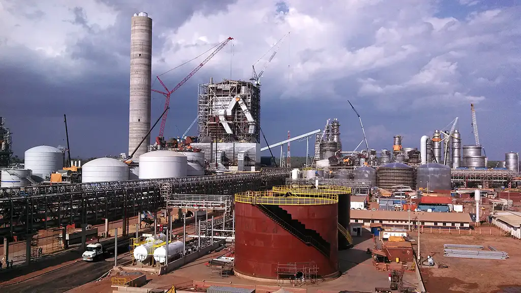 Inspeção de Vasos de Pressão e execução de ENDs na obra da Eldorado Papel e Celulose (Três Lagoas-MS).